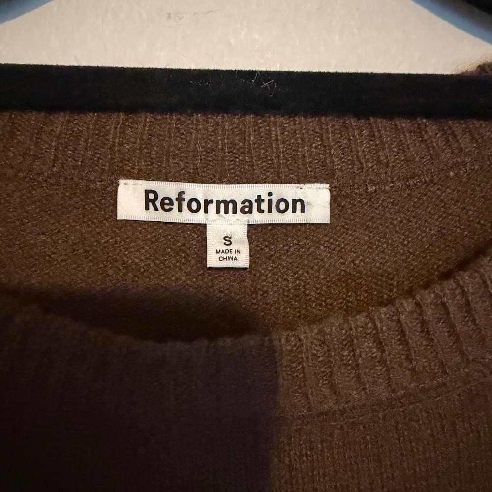 Reformation Boyfriend Sweater S Chocolate Brown 100% Cashmere Rolled Hem - Picture 2 of 4